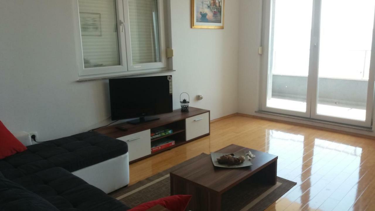 Inga'S Apartment Starigrad Paklenica Εξωτερικό φωτογραφία